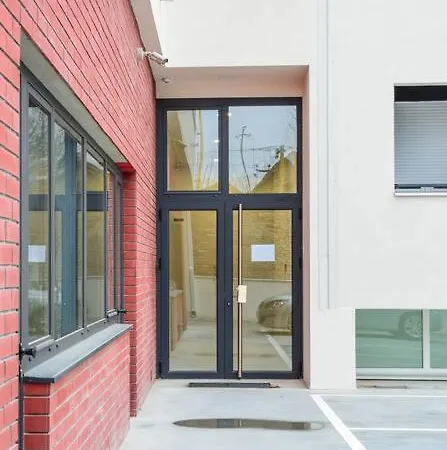 Ema Apartment / Quiet, Lovely And Cozy Novi Sad Exterior photo